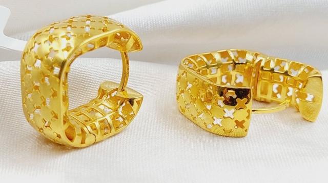 The Cultural Significance of Arab Gold Jewelry Across Generations: